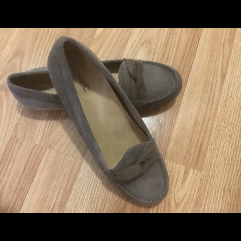 Vionic loafers